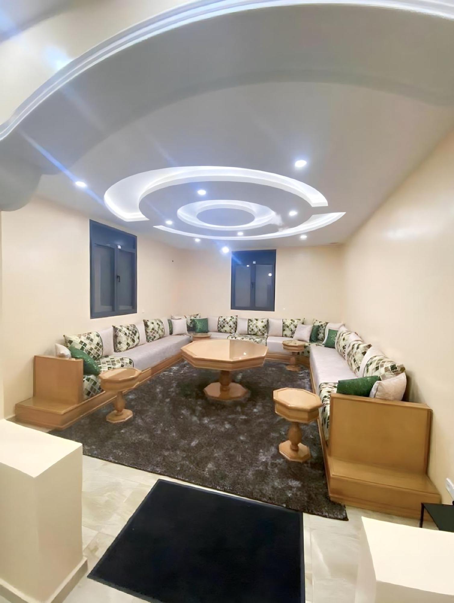 Villa Nour Al-Khalil Эс-Сувейра Экстерьер фото